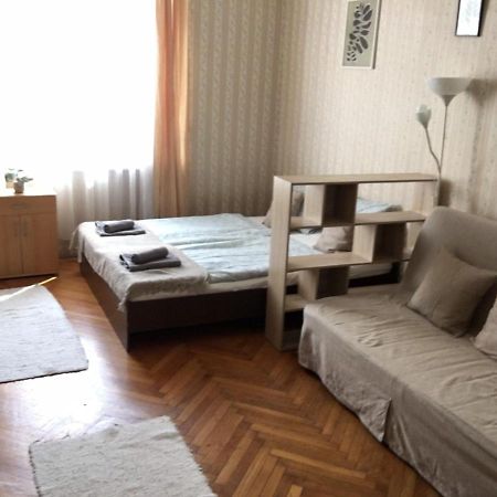 Cozy Flat At Stadionok M Station Budapest Ngoại thất bức ảnh